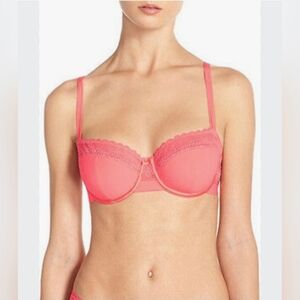BNWT Chantelle Mademoiselle 1165 Underwire Demi Bra 36DDD Peach